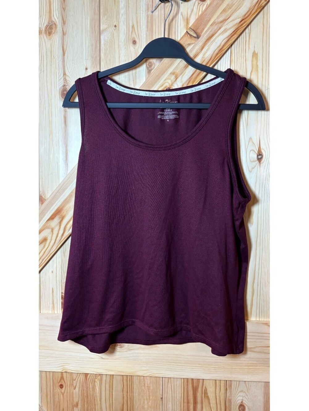 Live 2 Lounge Women's Sleeveless Tank Top Burgundy XL